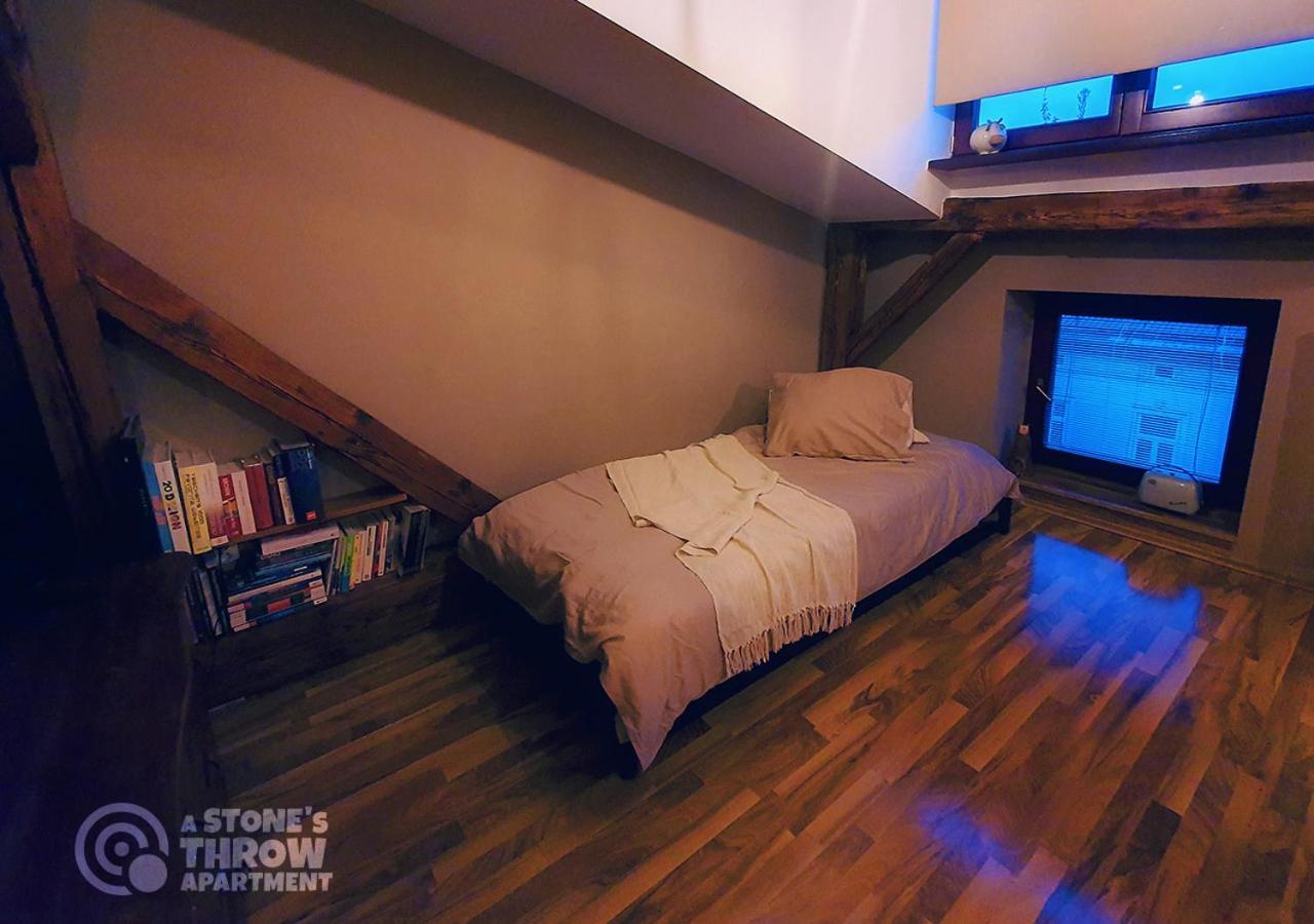 A Stone'S Throw Apartment Krasków Εξωτερικό φωτογραφία