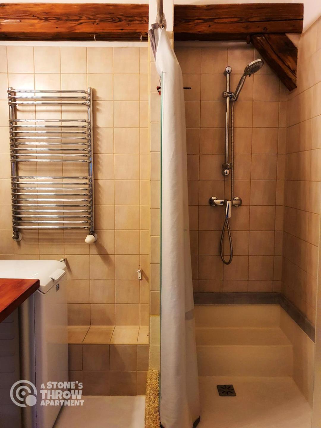 A Stone'S Throw Apartment Krasków Εξωτερικό φωτογραφία